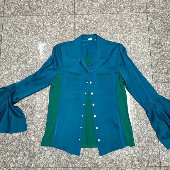 Elie Tahari Silk Blouse - Picture 1 of 9